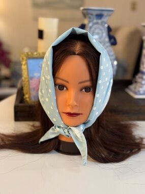 🩵 NWT ESTEE LAUDER X LADUREE SCARF!